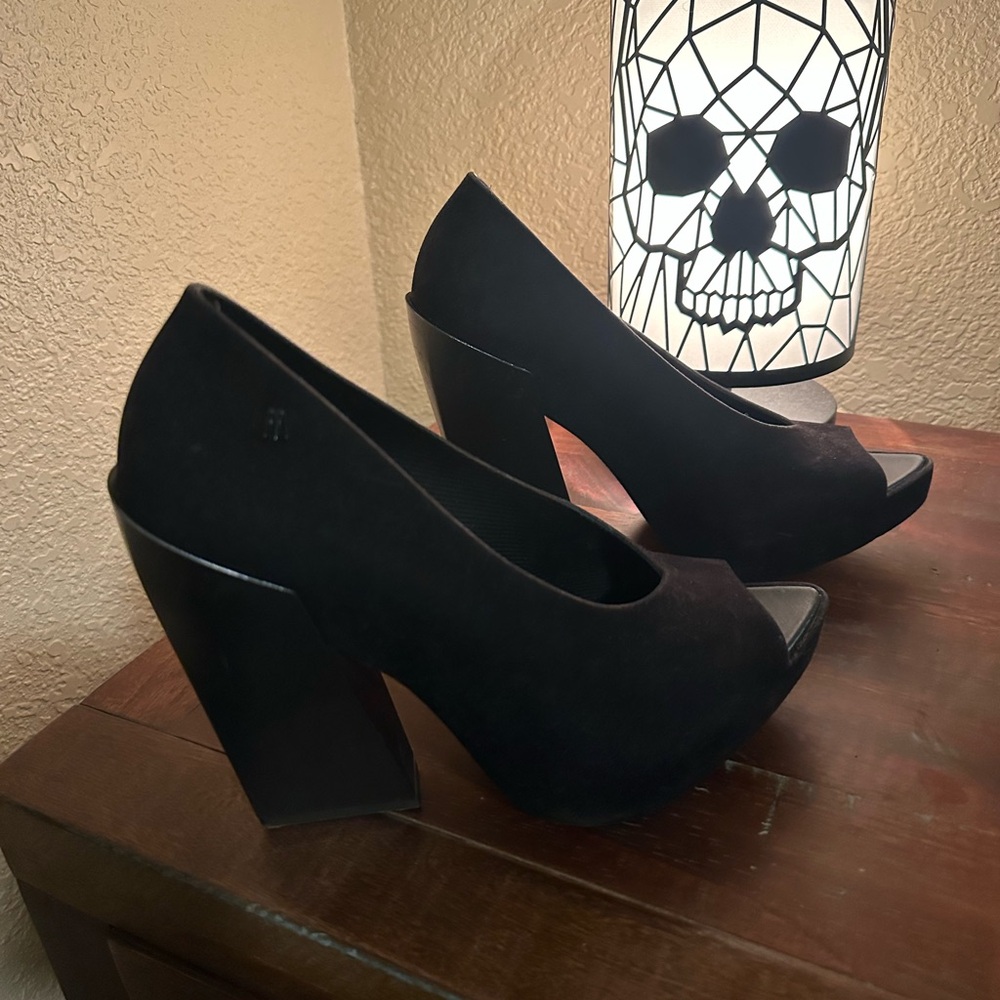 Melissa heels